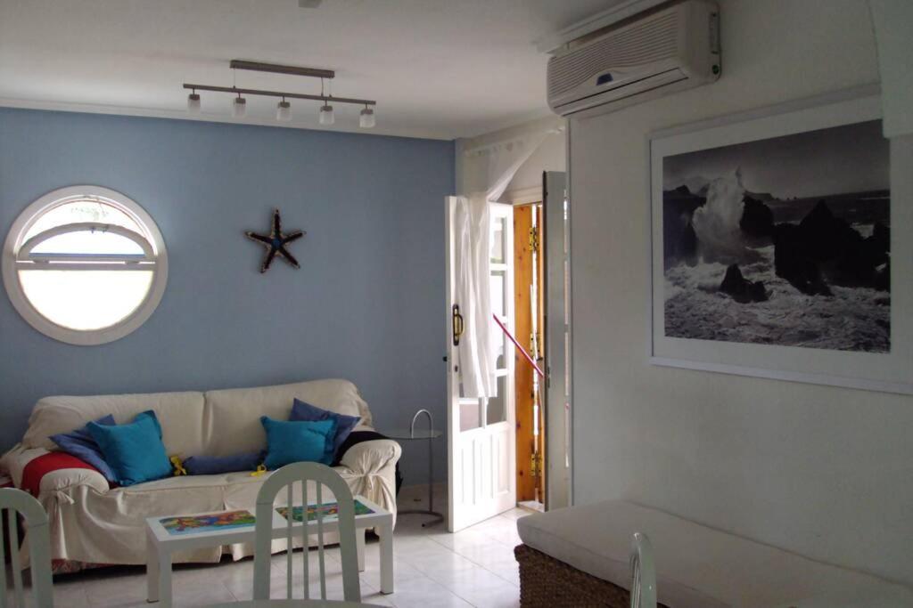 La Casa De La Palmera Apartment ตอร์เรเวียคา ภายนอก รูปภาพ